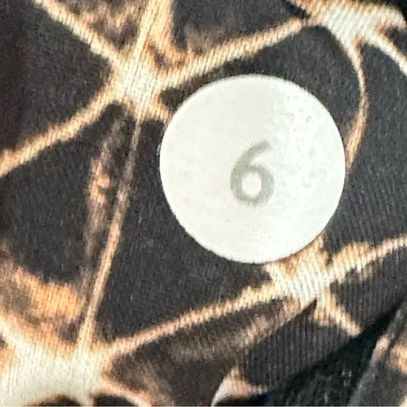 Lululemon Tracker Short Star Crushed Black Running Outdoor Gym Workout - Picture 7 of 7